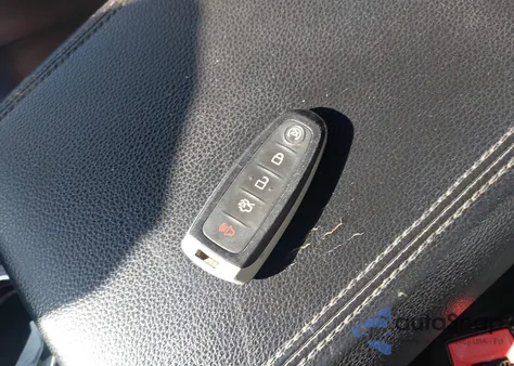 2016 Ford Expedition Limited from USA, damaged, VIN 1FMJU1KT2GEF44420